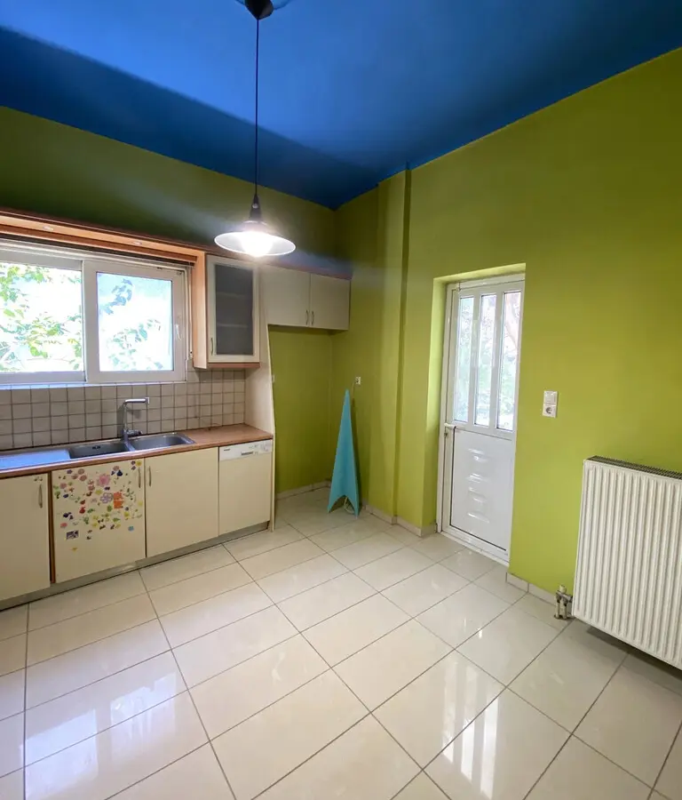 Flat Of 125 M² In Athens