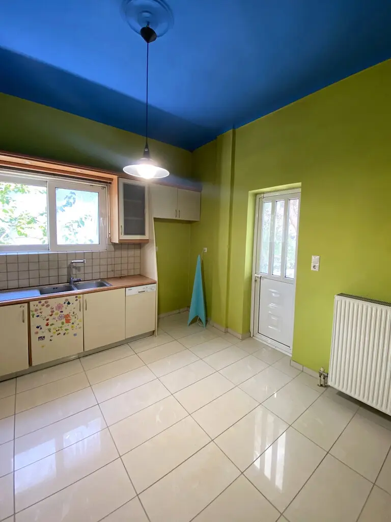 Flat Of 125 M² In Athens