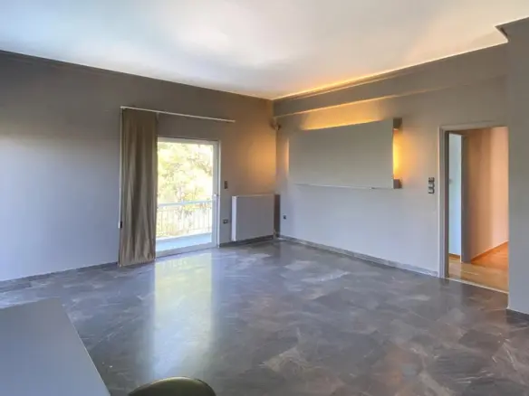 Flat Of 125 M² In Athens