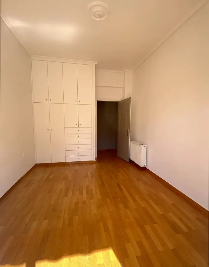 Flat Of 125 M² In Athens