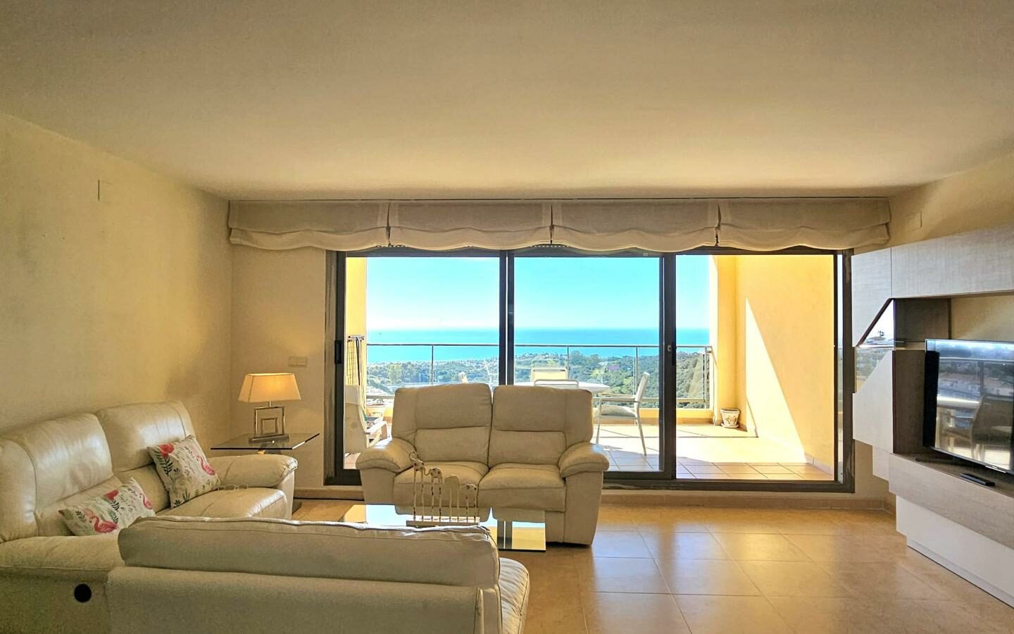 Luxury South-facing Apartment With Spectacular Mediterranean Views – Calahonda, Costa Del Sol – 132m2 + 20m2 Terrace