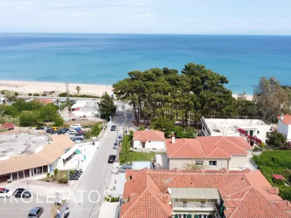 Land Of 1000 M² In Skala, Greece