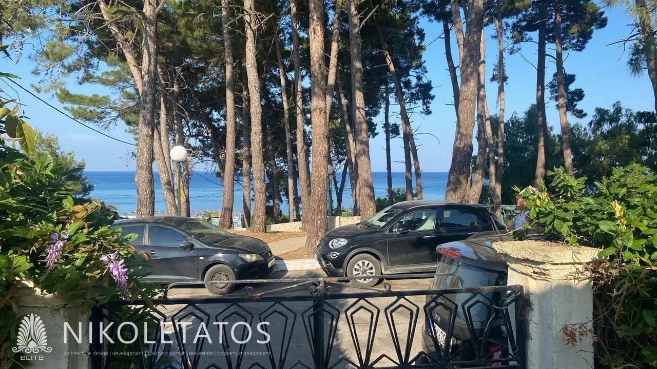 Land Of 1000 M² In Skala, Greece