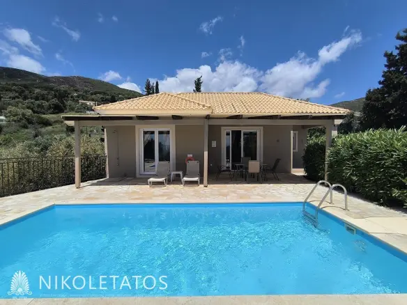 Villa Of 150 M² With Sea View In Ratzakli, Greece