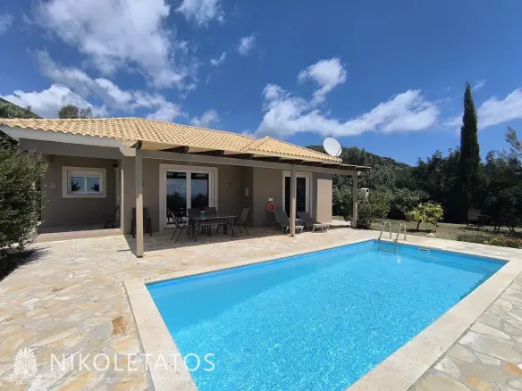 Apartment Of 70 M² With Balcony, Sea View In Ratzakli, Greece