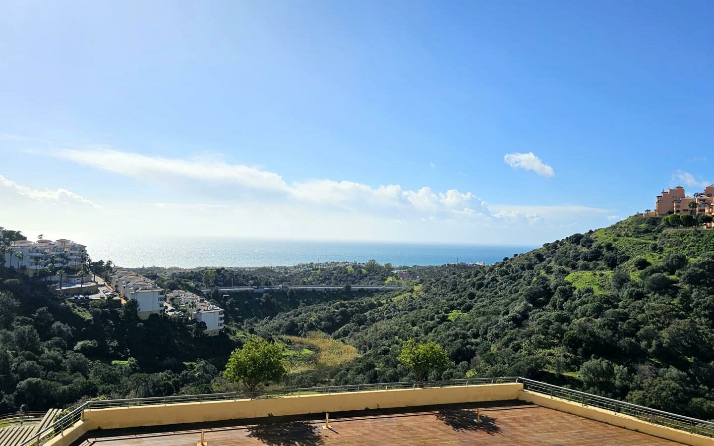 Luxury South-facing Apartment With Spectacular Mediterranean Views – Calahonda, Costa Del Sol – 132m2 + 20m2 Terrace