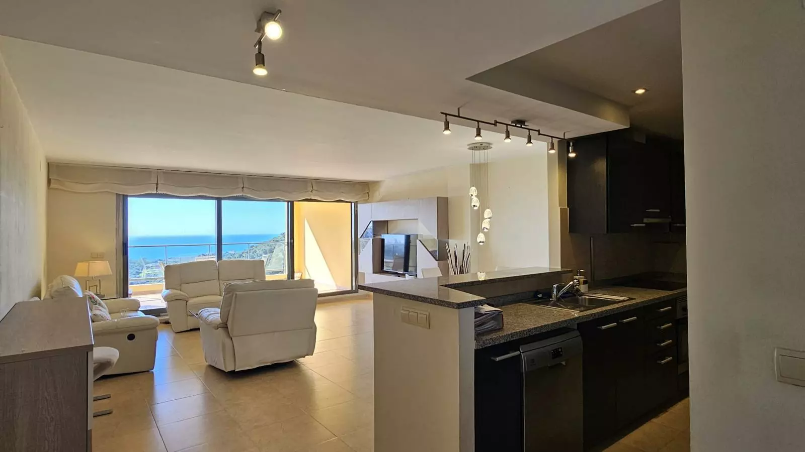 Luxury South-facing Apartment With Spectacular Mediterranean Views – Calahonda, Costa Del Sol – 132m2 + 20m2 Terrace