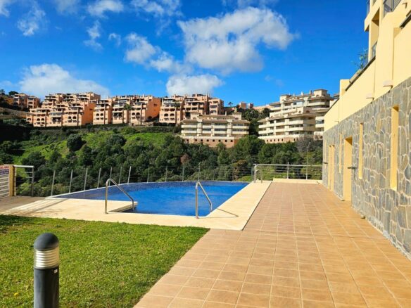 Luxury South-facing Apartment With Spectacular Mediterranean Views – Calahonda, Costa Del Sol – 132m2 + 20m2 Terrace