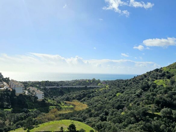 Luxury South-facing Apartment With Spectacular Mediterranean Views – Calahonda, Costa Del Sol – 132m2 + 20m2 Terrace