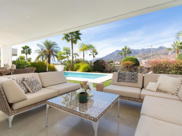Contemporary 3-bedroom Villa In La Finca De Marbella, Rio Real