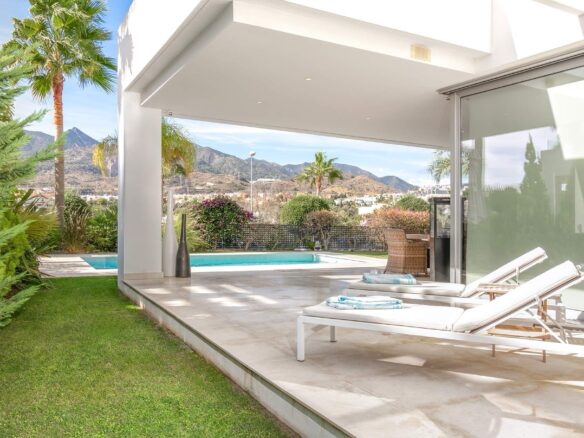 Contemporary 3-bedroom Villa In La Finca De Marbella, Rio Real