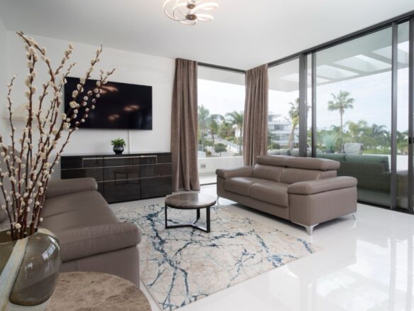 Front Line Golf 3 Bedrooms Modern Penthouse In Cataleya.