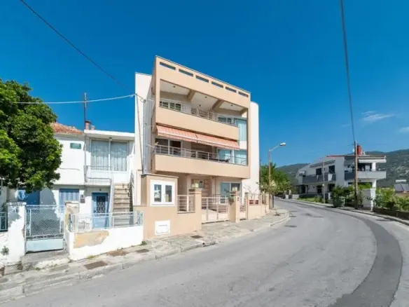 Maisonette Of 250 M² In Kavala