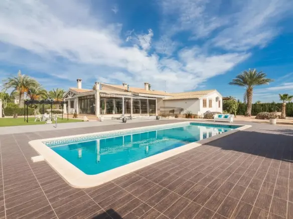 Villa Of 262 M² In Matola, Spain