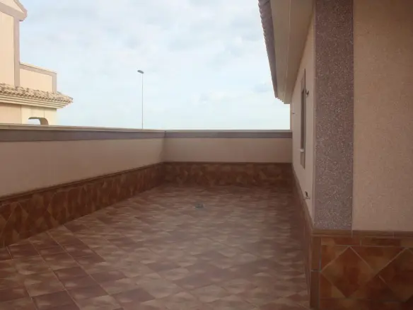 2-bedroom Terraced House In Torrevieja, Spain (225 M²)