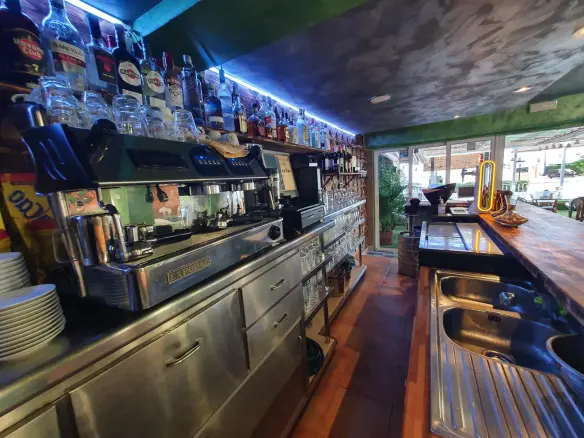 Commercial Unit In Benidorm, Spain (200 M²)