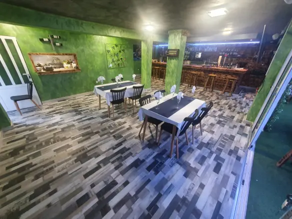 Commercial Unit In Benidorm, Spain (200 M²)