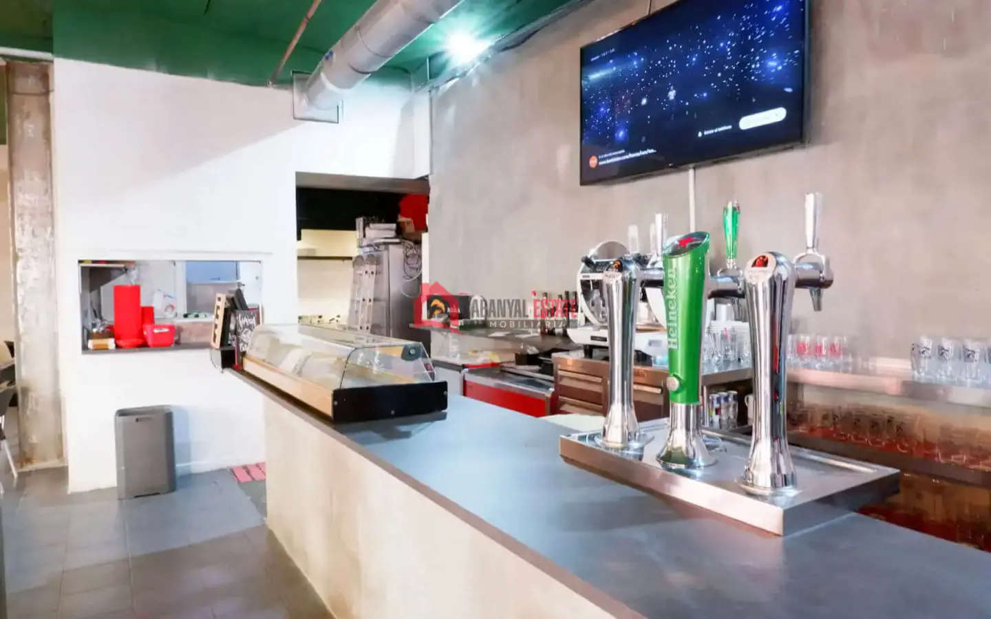 Commercial Premises Of 117 M² In Valencia, Spain