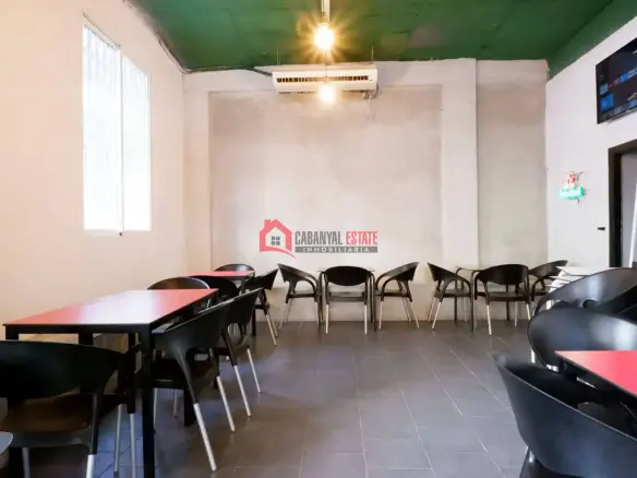 Commercial Premises Of 117 M² In Valencia, Spain
