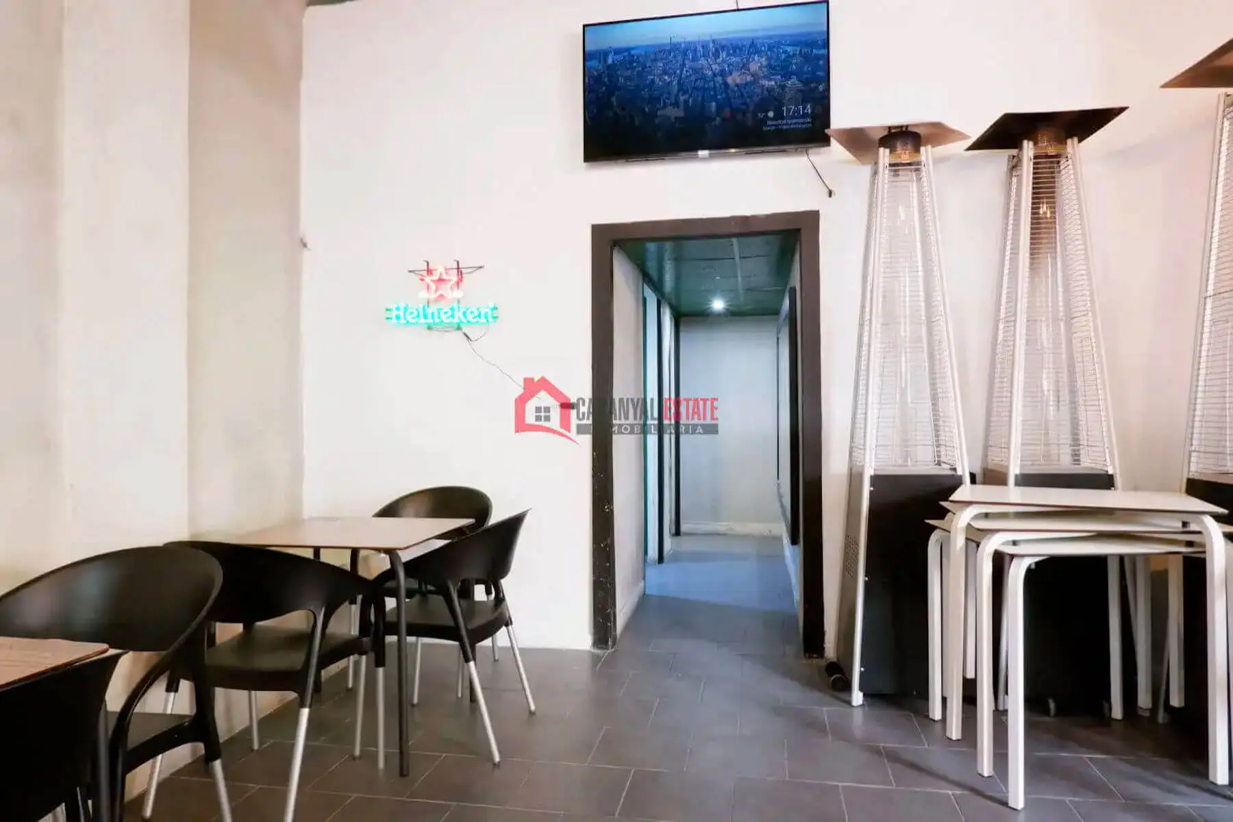 Commercial Premises Of 117 M² In Valencia, Spain