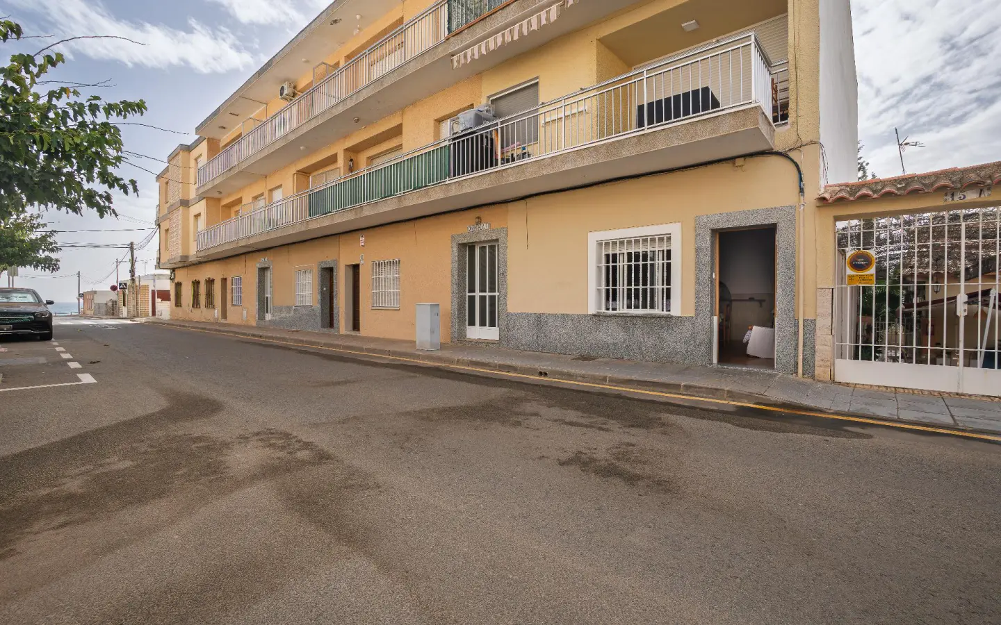 2-bedroom Flat In Pilar De La Horadada, Spain (91 M²)
