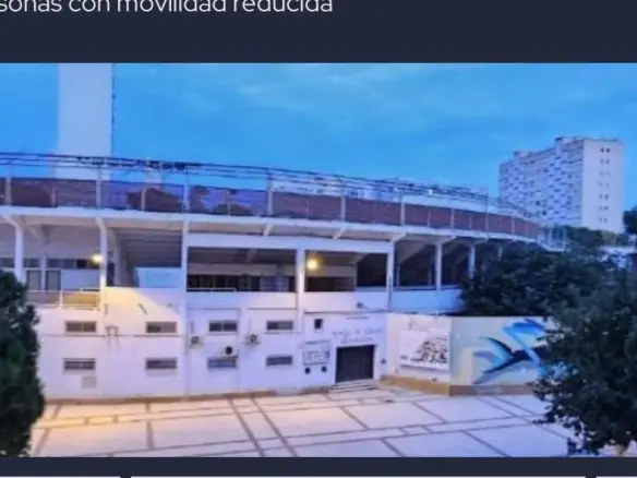 Building Of 340 M² With In Benidorm, Spain