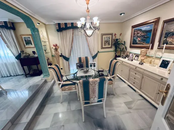 4-bedroom Villa In Benidorm, Spain (320 M²)