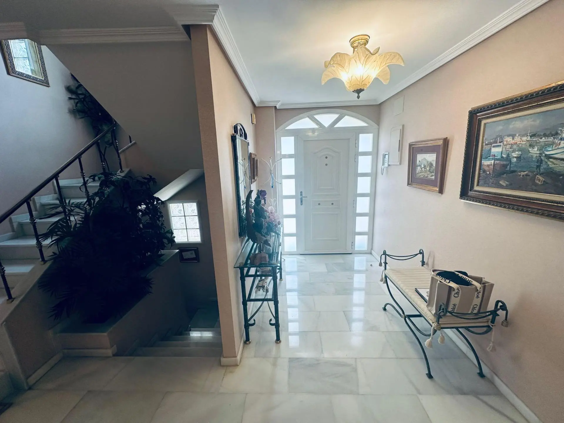 Villa Of 320 M² In Benidorm, Spain