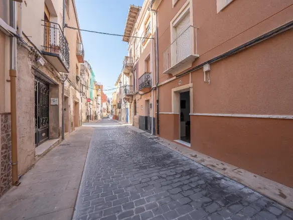 Terraced House Of 128 M² In Ibi, Spain