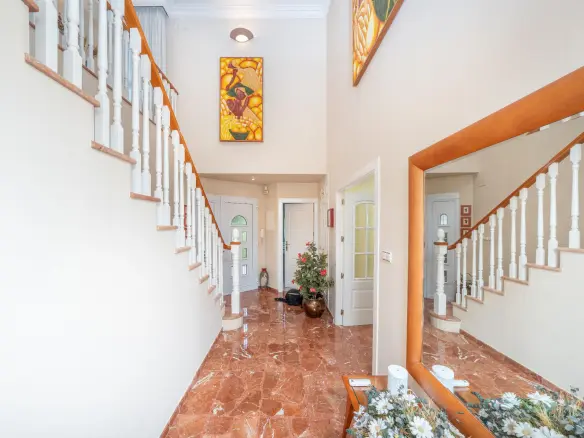5-bedroom Villa In Alcoy – Alcoi, Spain (363 M²)