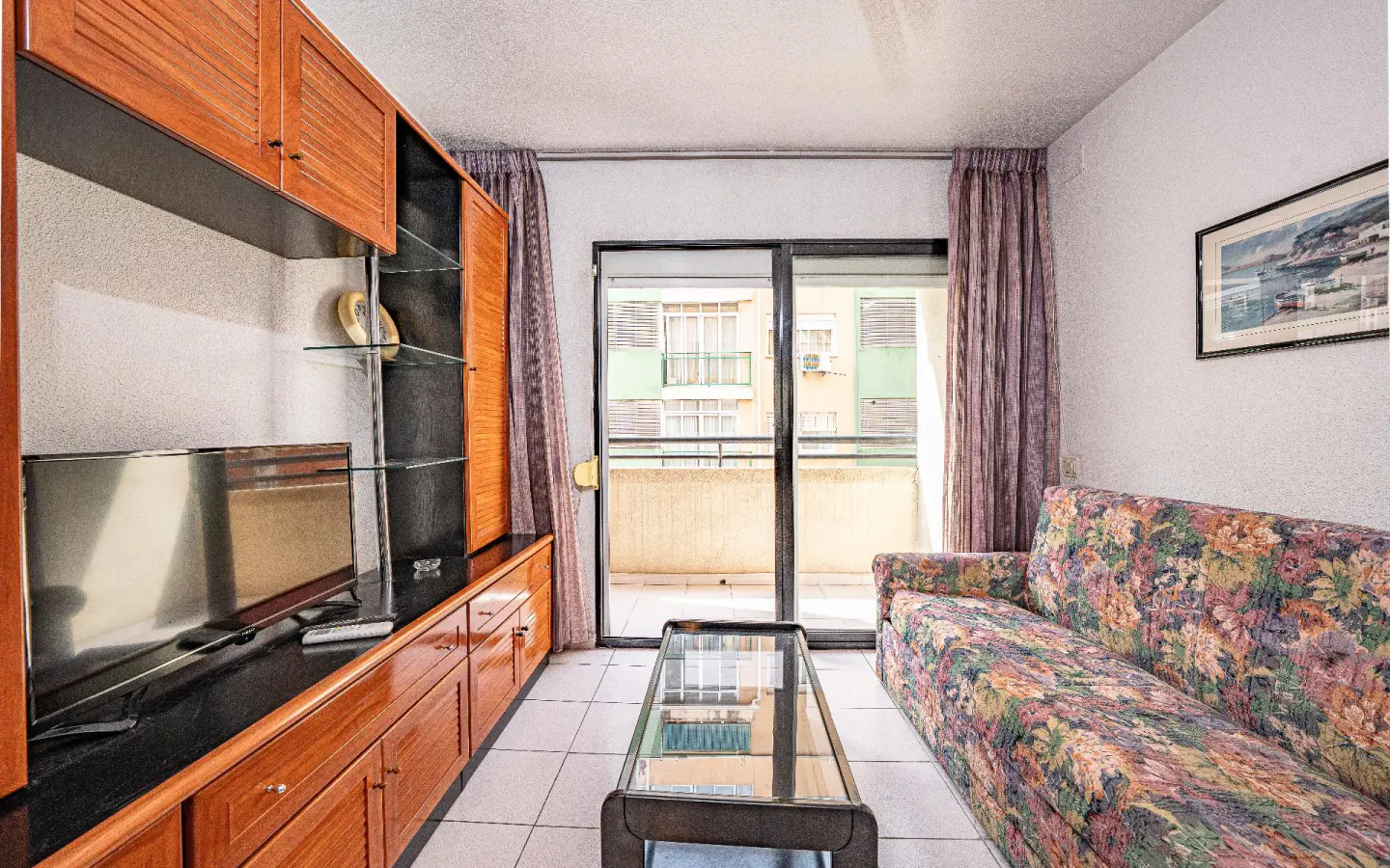 Apartment Of 56 M² In Benidorm, Spain