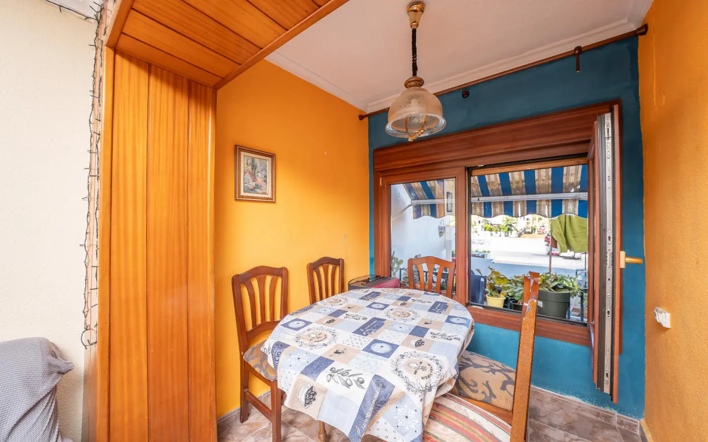 3-bedroom Terraced House In Ibi, Spain (128 M²)