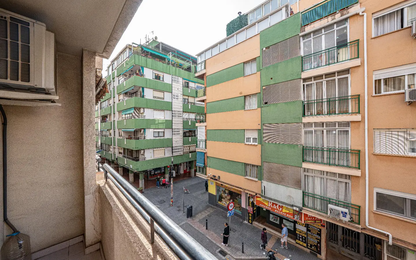 Apartment Of 56 M² In Benidorm, Spain