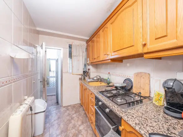 3-bedroom Terraced House In Ibi, Spain (128 M²)