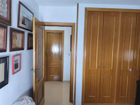 4-bedroom Flat In Alicante, Spain (134 M²)