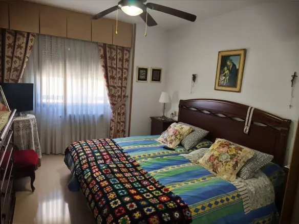 4-bedroom Flat In Alicante, Spain (134 M²)