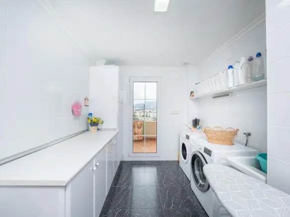 5-bedroom Villa In Alcoy – Alcoi, Spain (363 M²)
