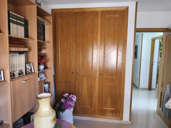 4-bedroom Flat In Alicante, Spain (134 M²)