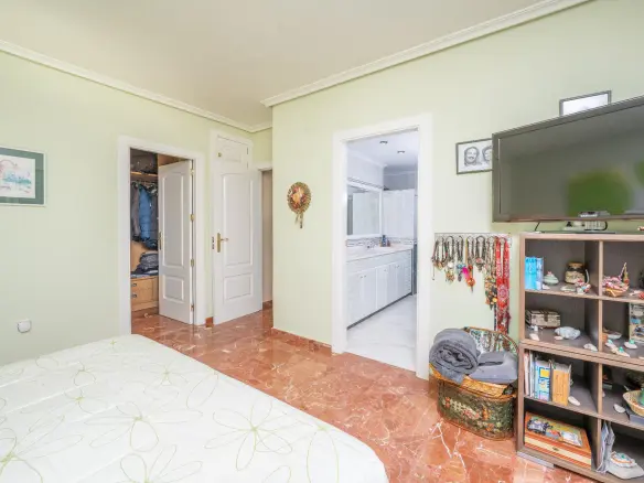 5-bedroom Villa In Alcoy – Alcoi, Spain (363 M²)