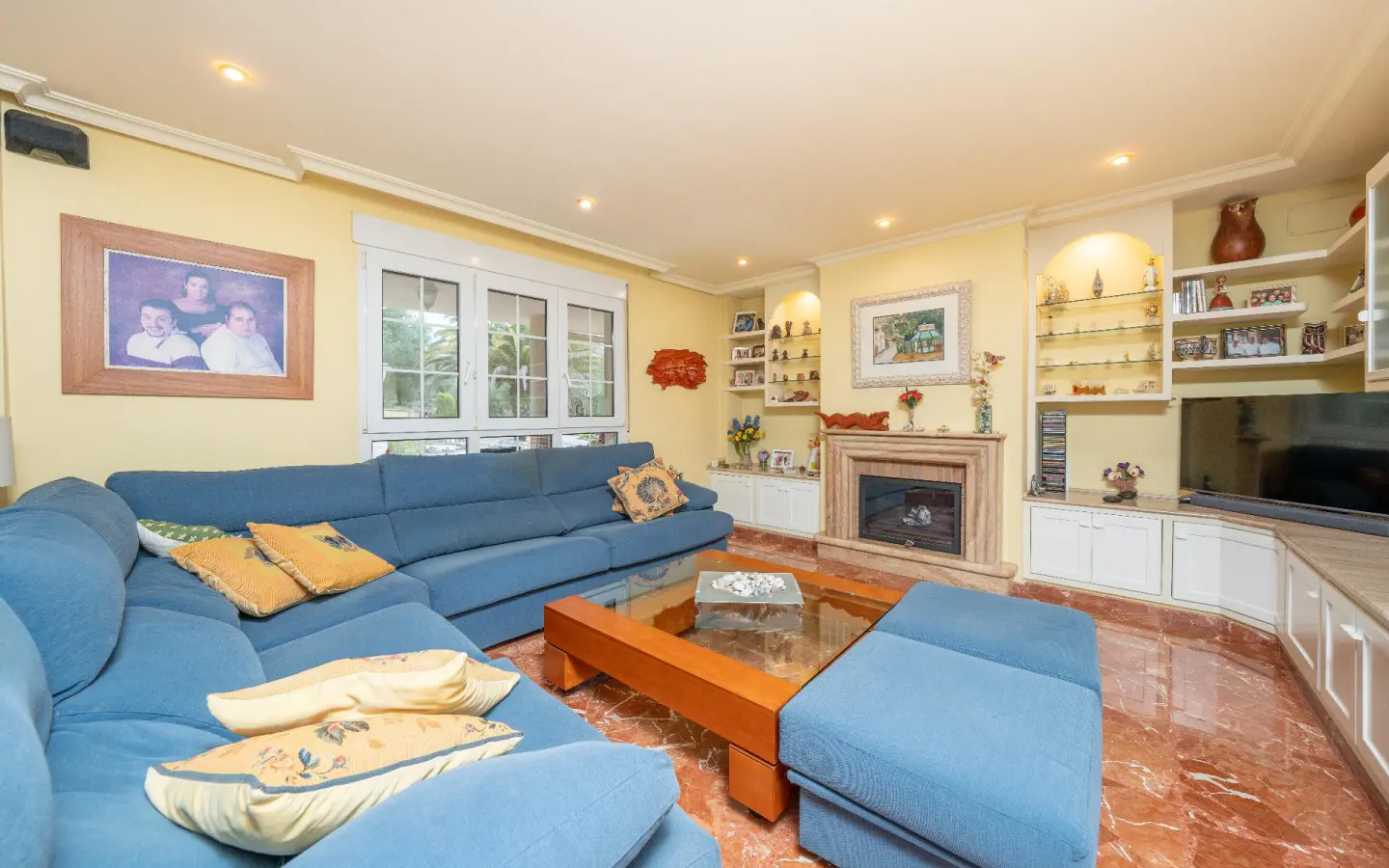 5-bedroom Villa In Alcoy – Alcoi, Spain (363 M²)