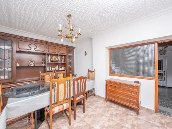 3-bedroom Terraced House In Ibi, Spain (128 M²)