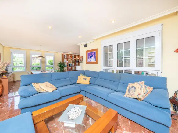 5-bedroom Villa In Alcoy – Alcoi, Spain (363 M²)
