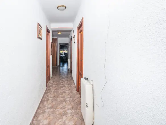 3-bedroom Terraced House In Ibi, Spain (128 M²)