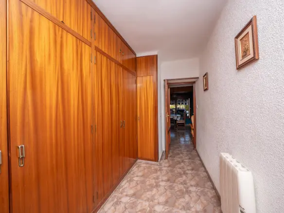 3-bedroom Terraced House In Ibi, Spain (128 M²)