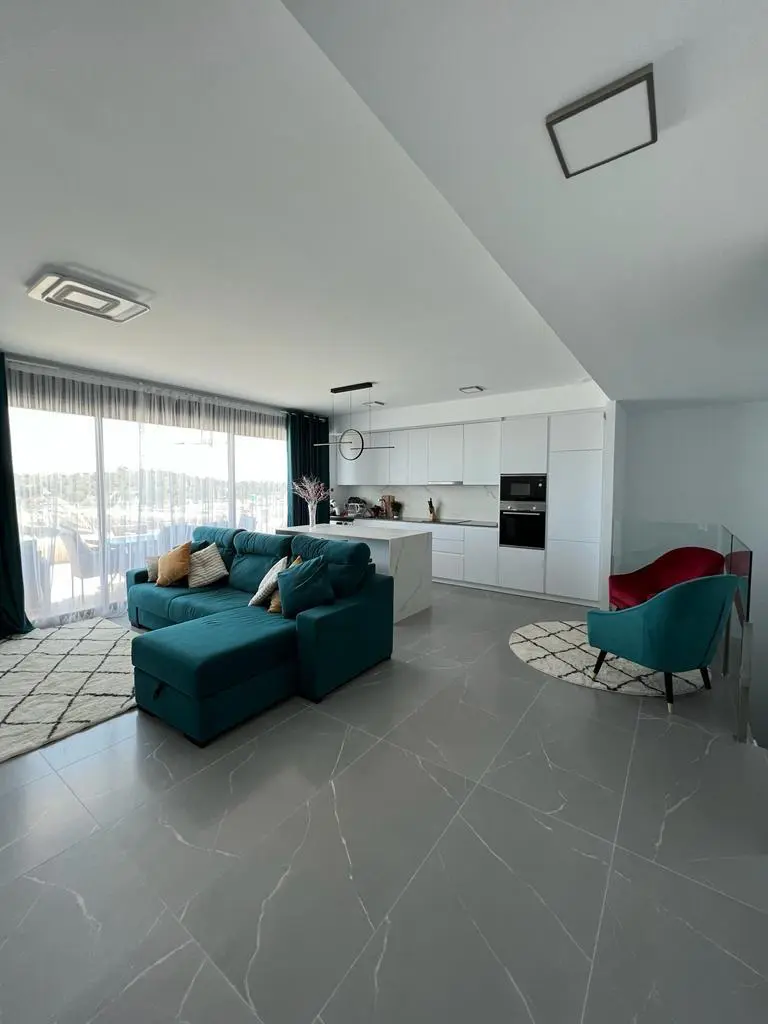 Apartment Of 120 M² In Finestrat, Spain