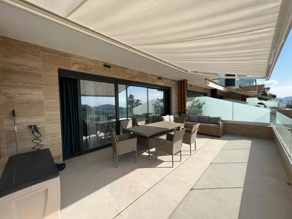 Apartment Of 120 M² In Finestrat, Spain