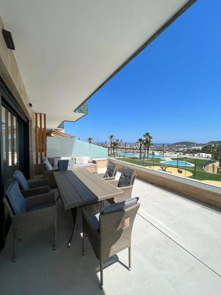 Apartment Of 120 M² In Finestrat, Spain