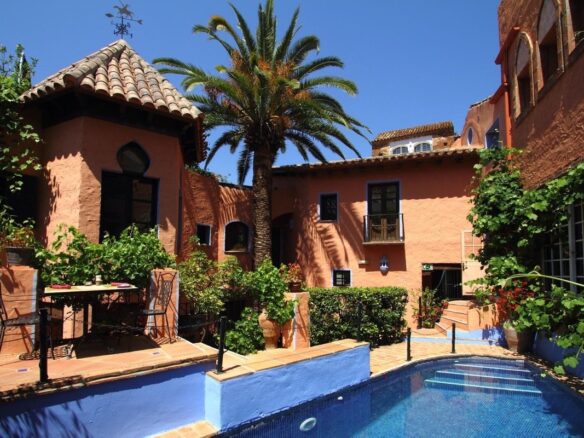 Charming Boutique Hotel In The Heart Of BenahavÍs