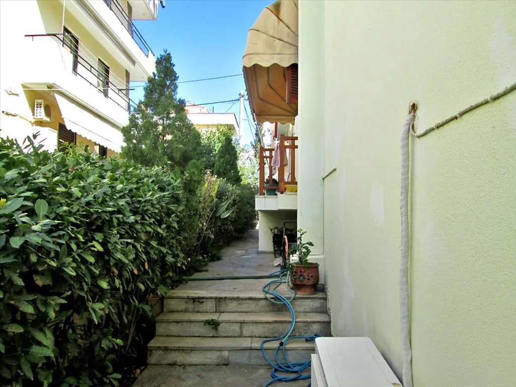 Detached House Of 390 M² In Athens