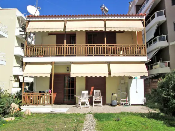 Detached House Of 390 M² In Athens